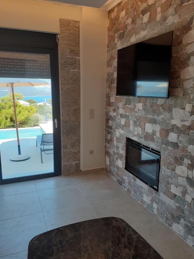 Ionian Stone Luxury Villa Nikiana Exterior photo